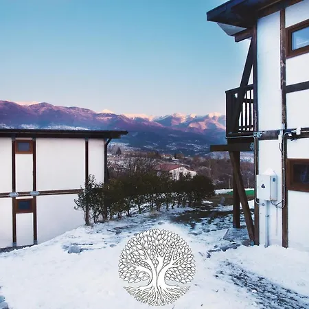 Debeli Dab Hotel