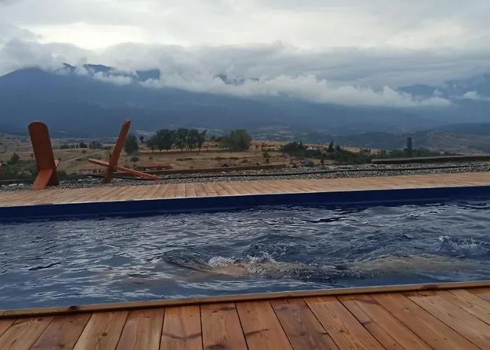 Хотел Debeli Dab 2*