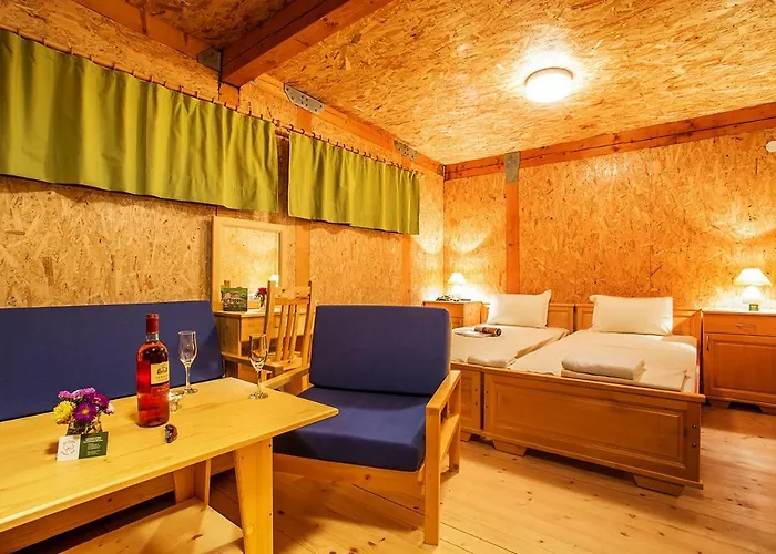 Хотел Debeli Dab Stara Kresna